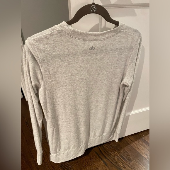 ALO Yoga Tops - Alo yoga sweatshirt XS